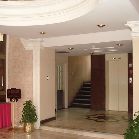 Atlas Hotel Manama Exterior photo